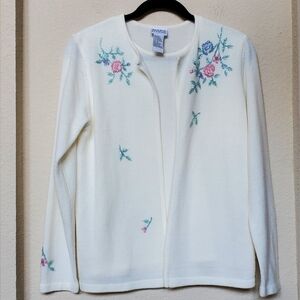 Napa Studio Vintage 2pc Cardigan Beaded Feminine Sweater Set.  Size Small